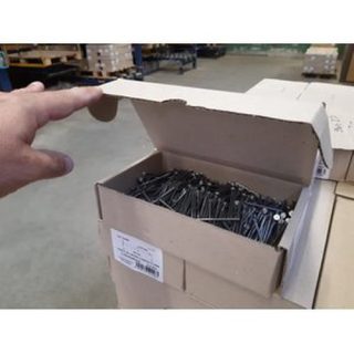 CAJA PUNTAS C/PLANA 3,40X50 (100 UNDS)